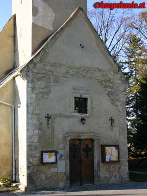 Romanische Kirche St. Andreas in Hennersdorf