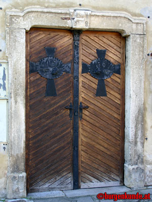 Romanische Kirche St. Andreas in Hennersdorf